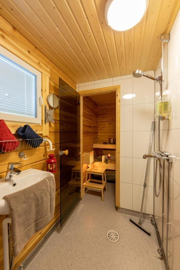 Hirsi - The White Blue Wilderness Lodge Kaamanen エクステリア 写真